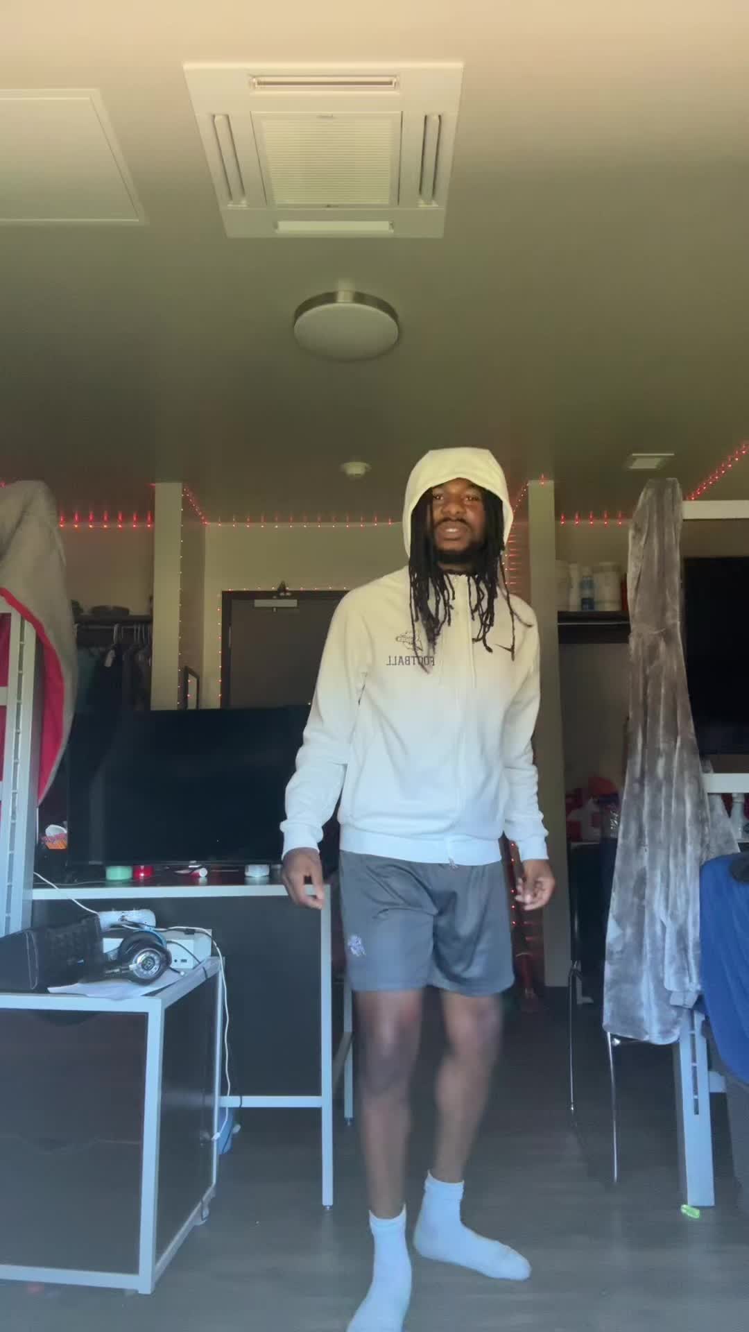 @Lee🫱🏾🫱🏾🫱🏾