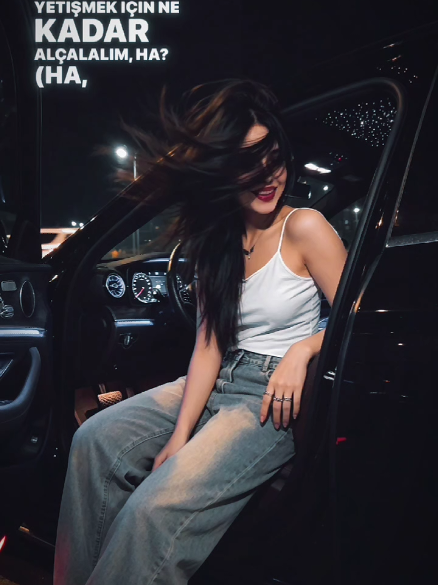 @Ebru Özdemir