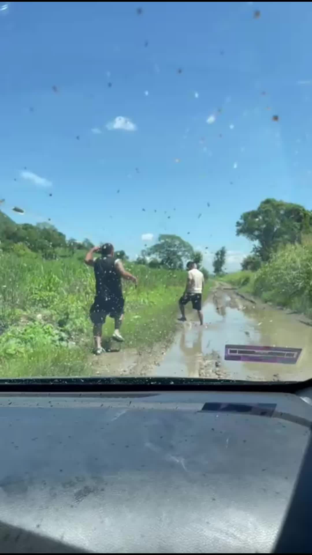 @Elías Cano