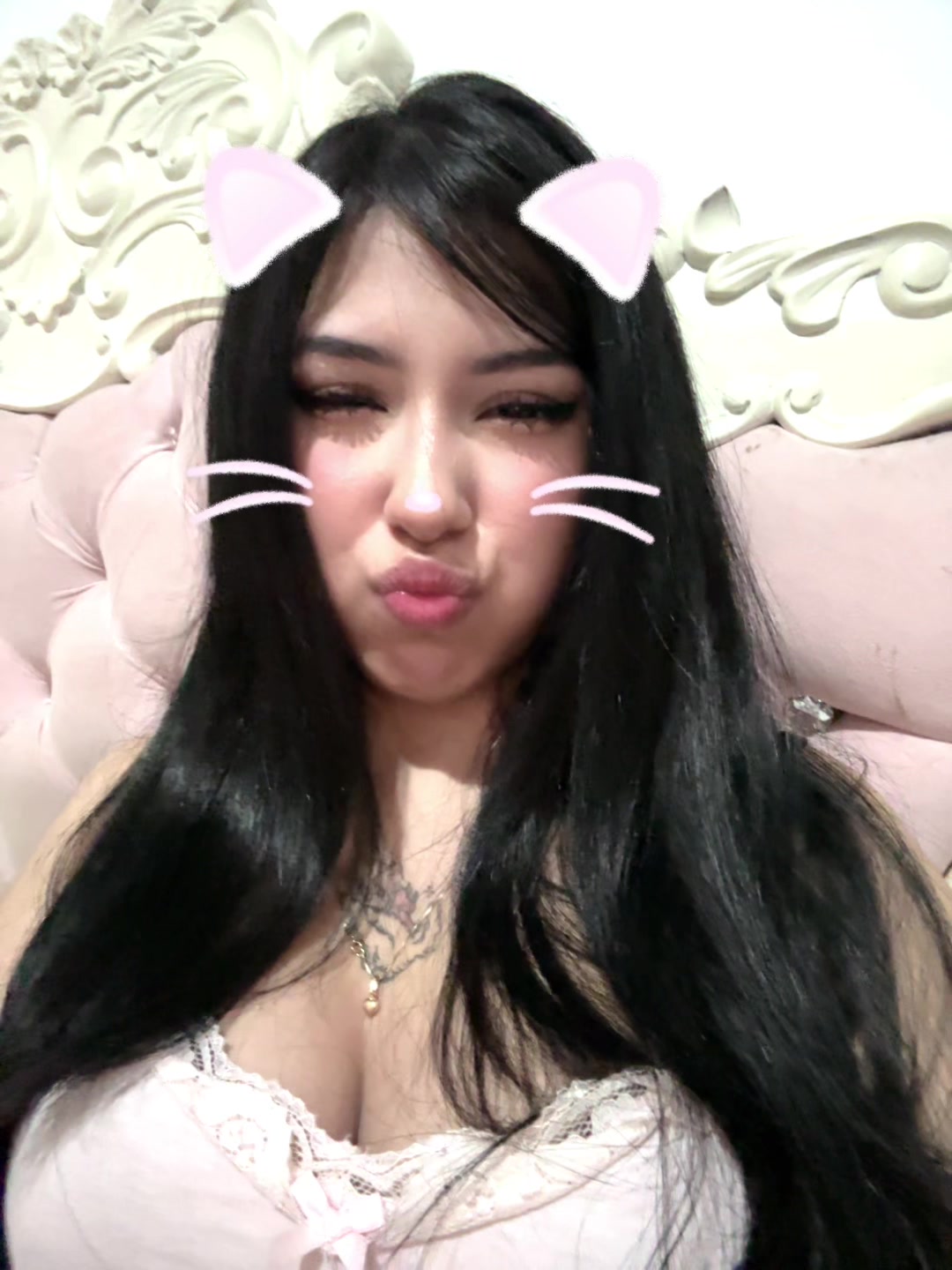 @Honeybloom