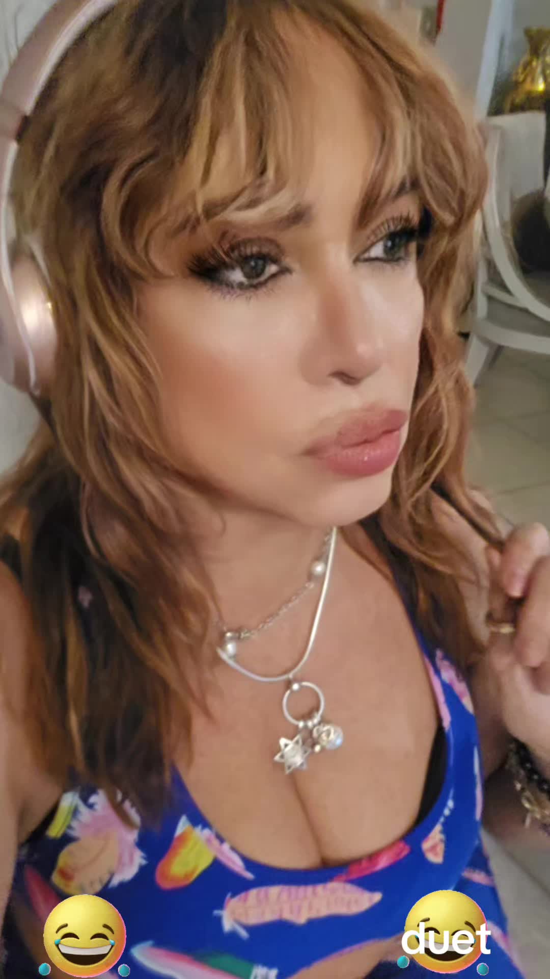 @Queen