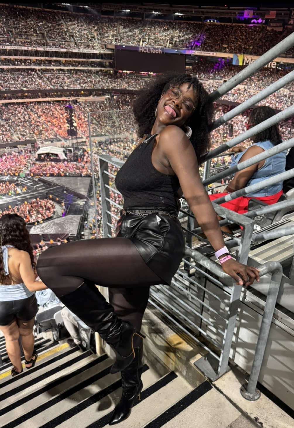 @Denneka Roberts | Creator