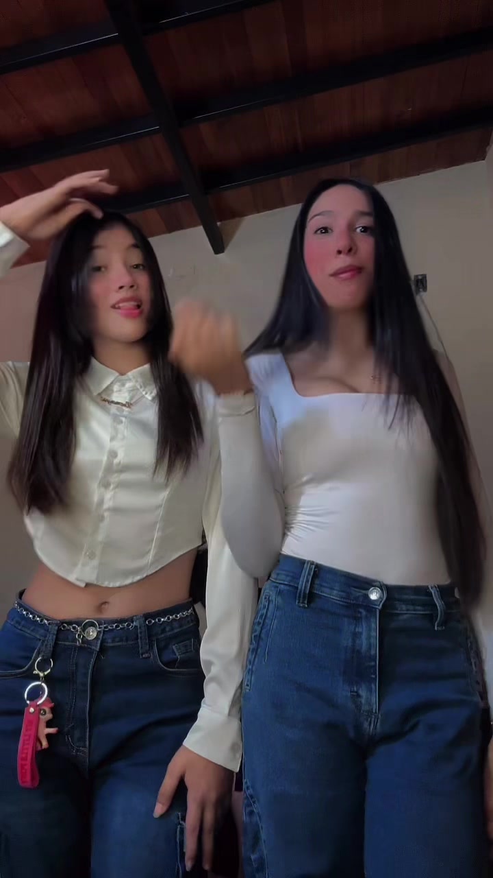 @Andreaa🦋