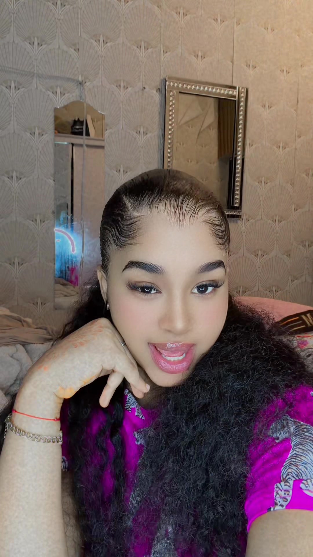 @Amita_sowwofficiel