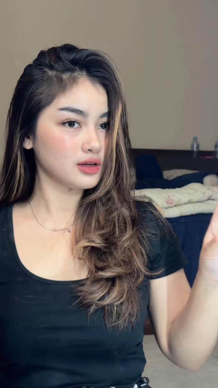 @Nadhieraa