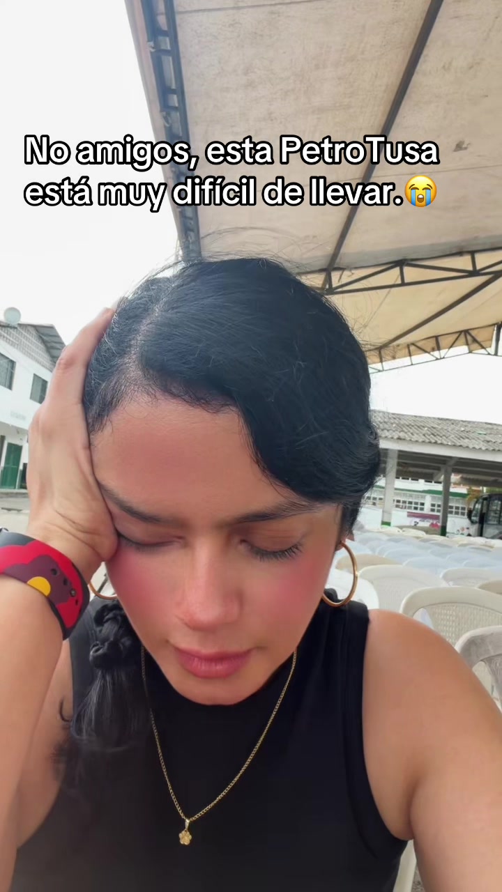 @Esther Castro