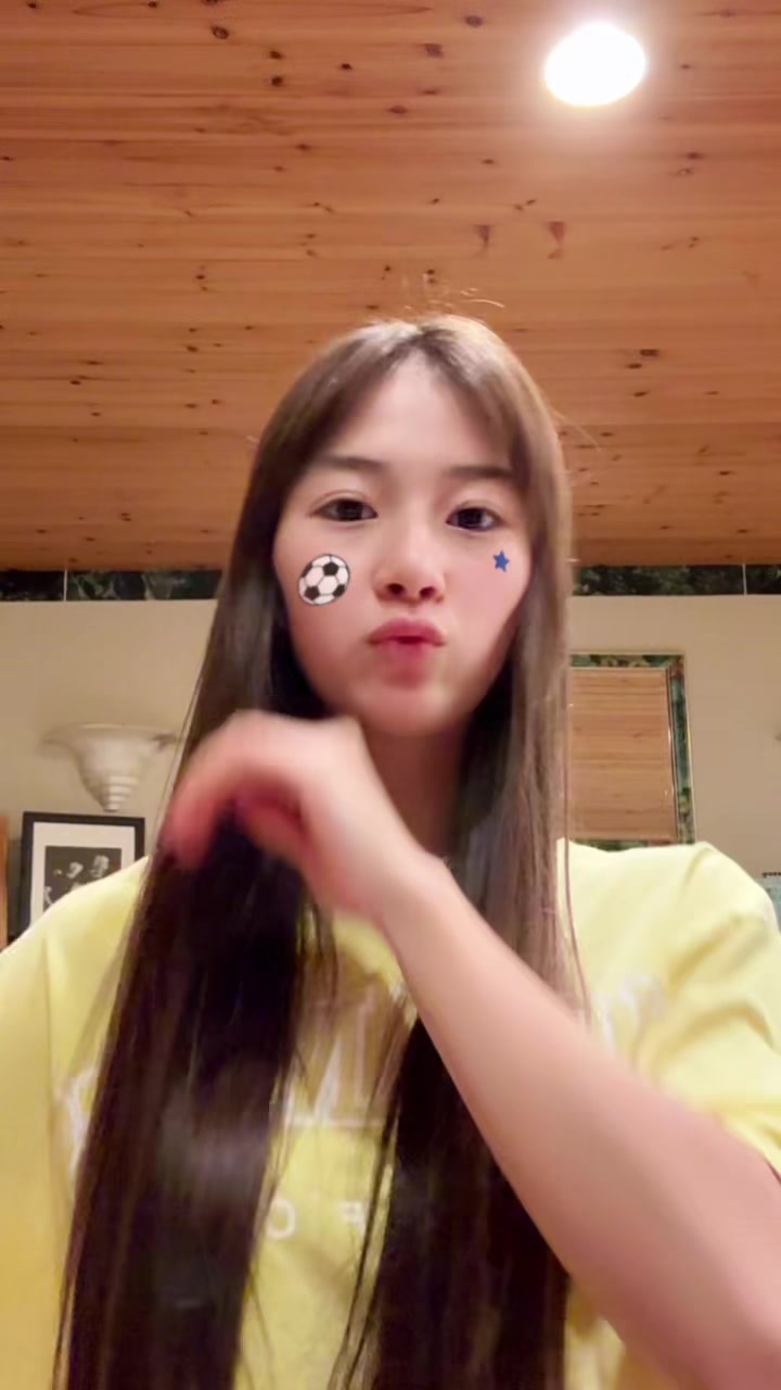 @杉崎 ジュリア