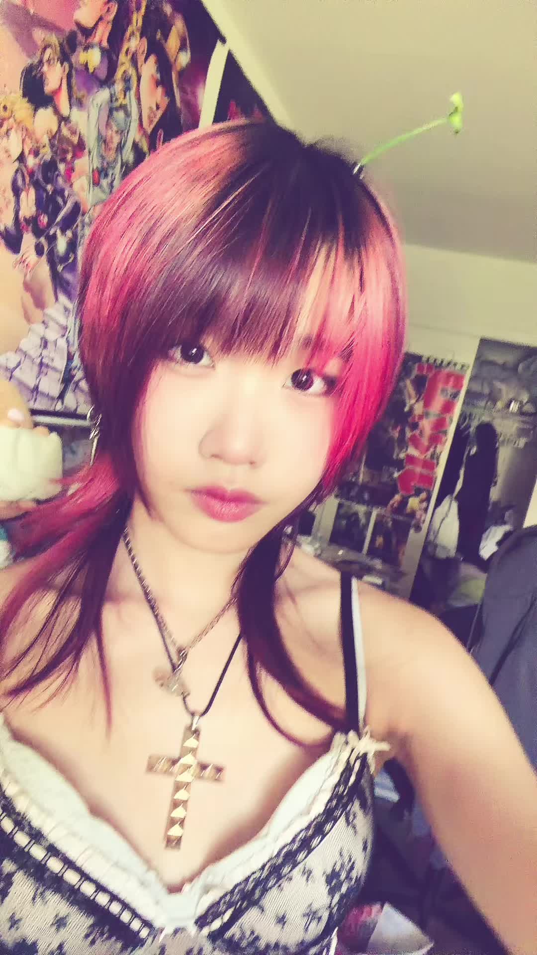 @sexxxholic