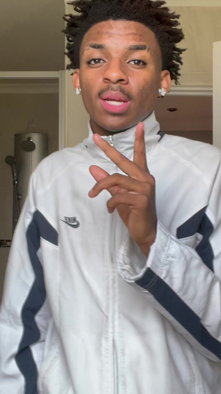 @Synn*