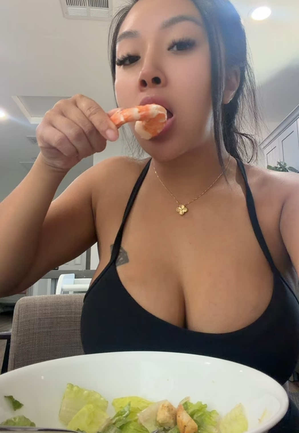 @LEESA 💮