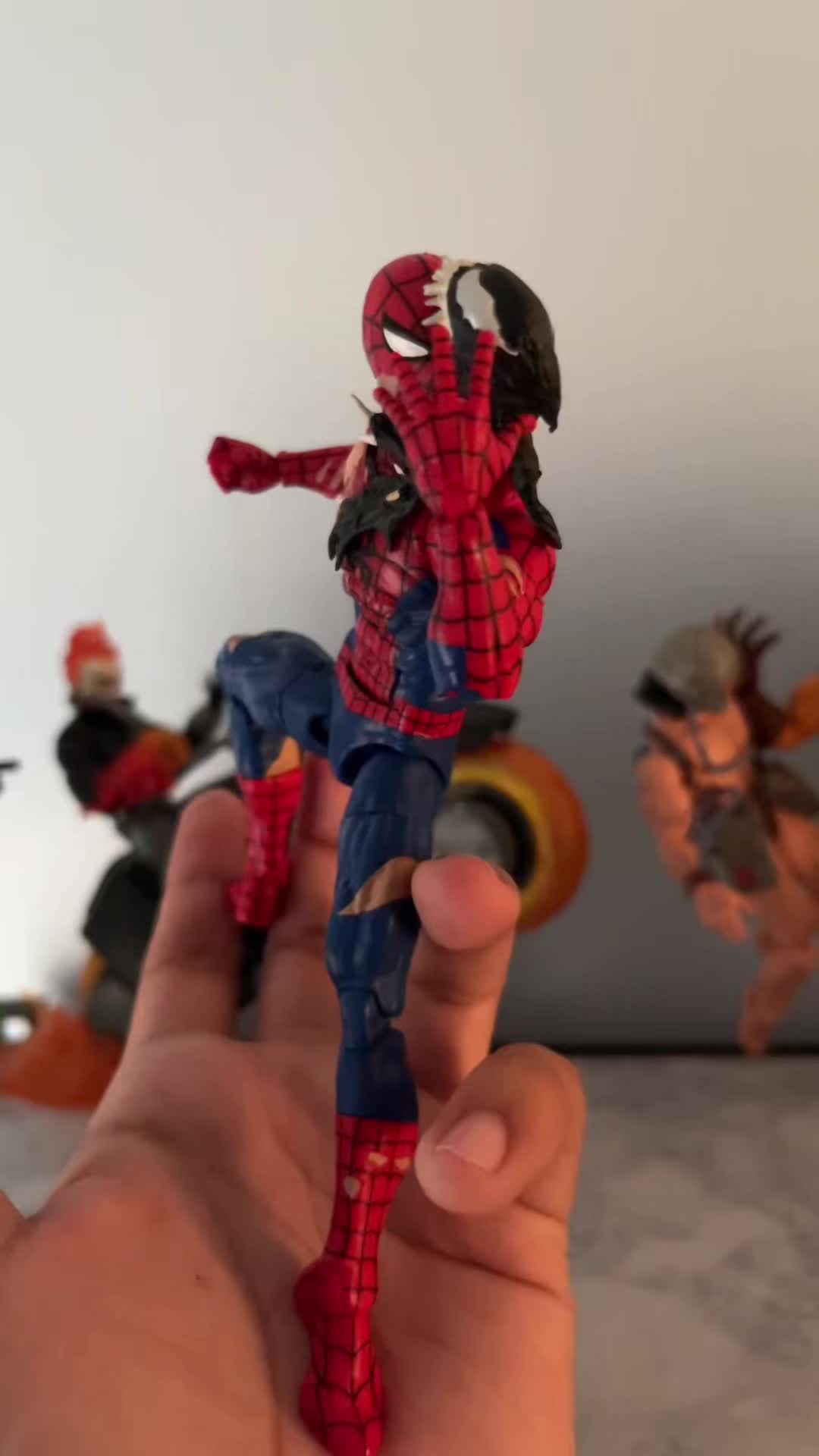 @infamousfigs