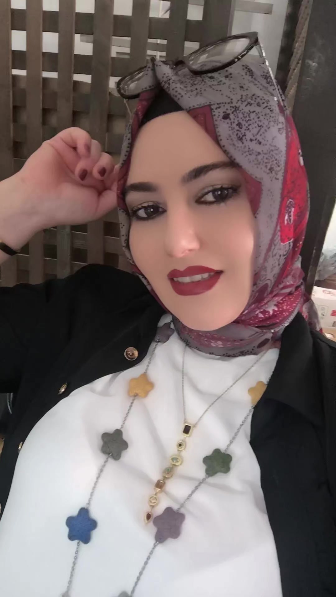 @Derya Bsari37