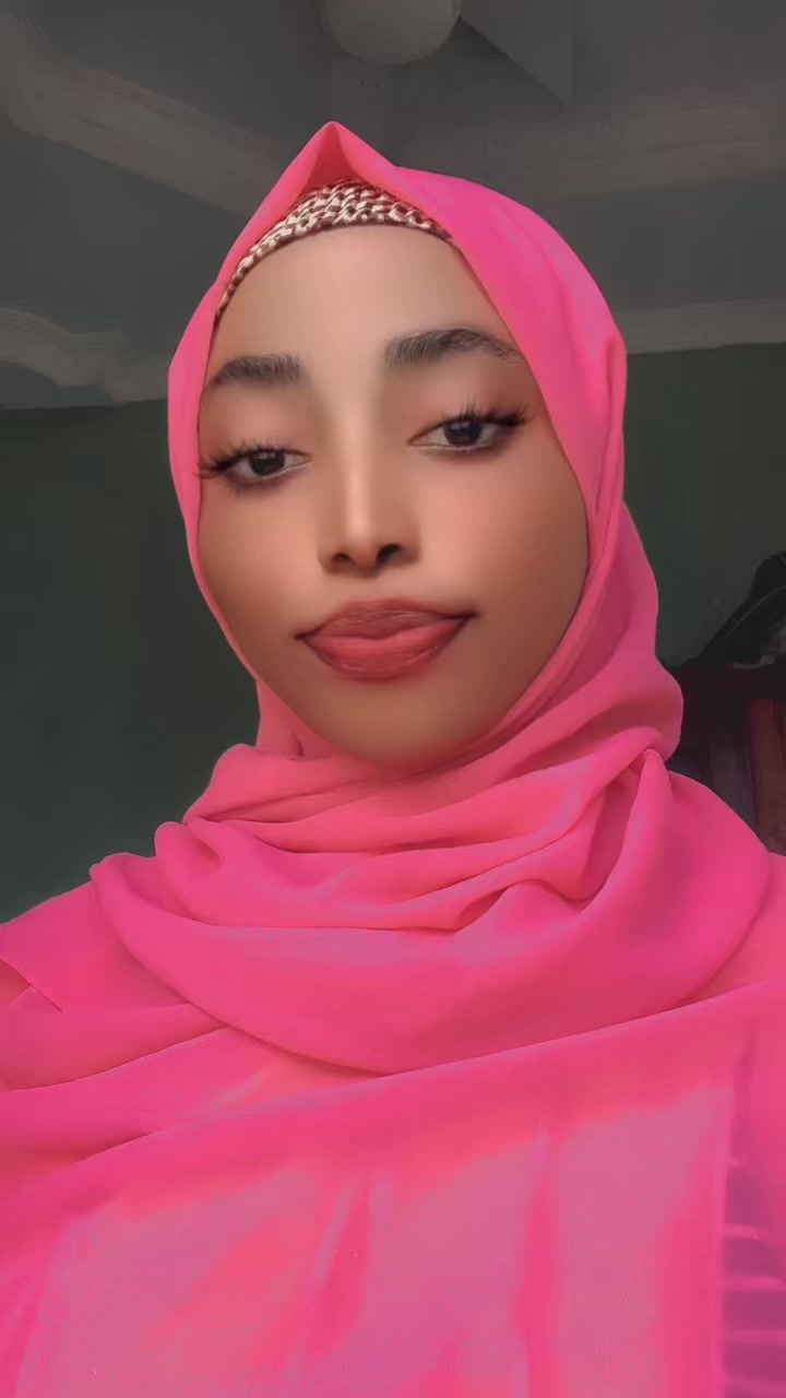 @🦋cute Qudrah🥰