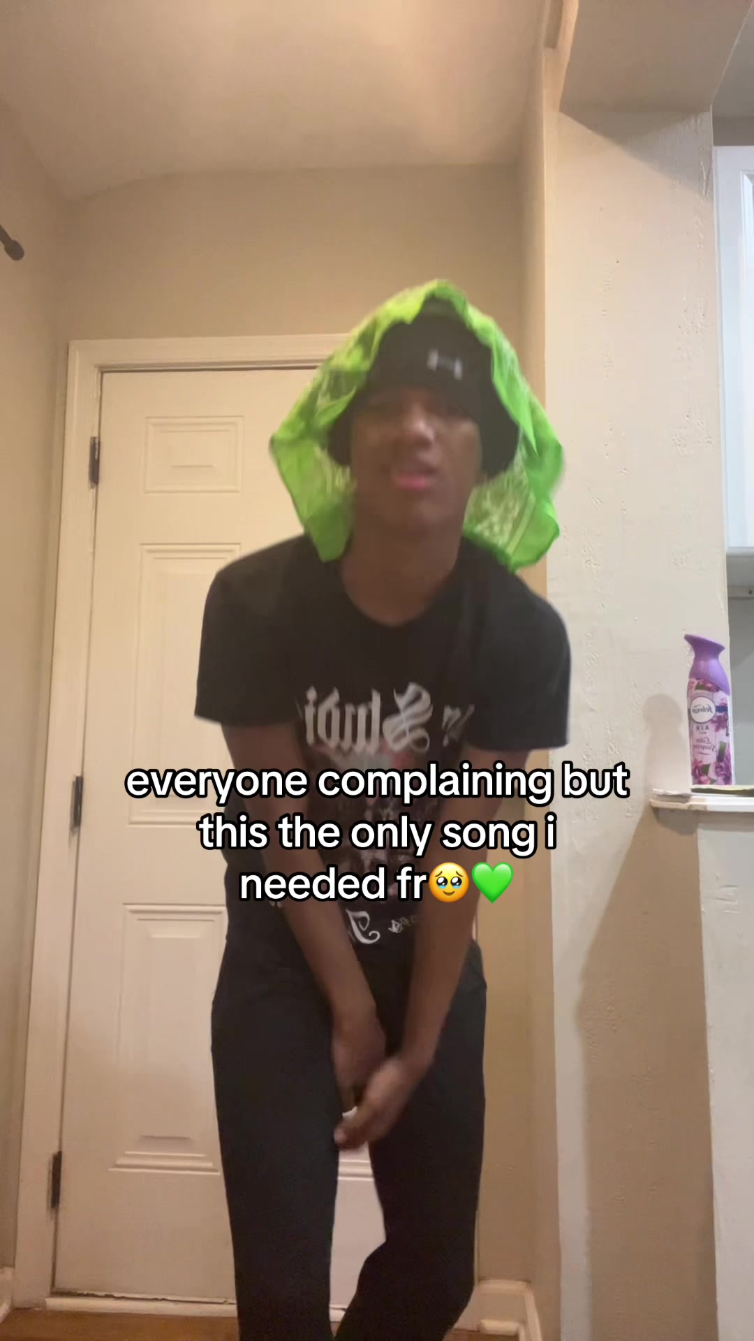 @dee