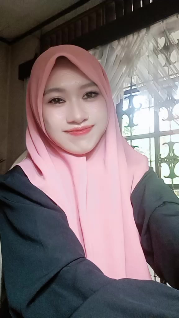 @Auliyanahh.Bombi q🥰)