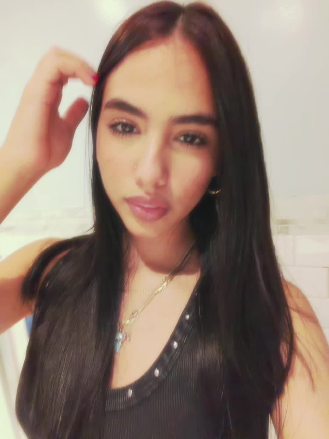 @M_🦦
