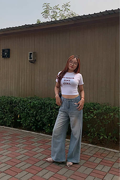 @honeyy bee