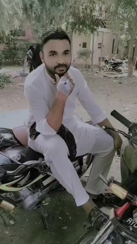 @ANEEL QURESHI.😎