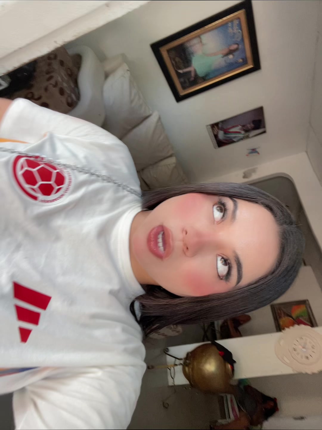 @PRISCILA