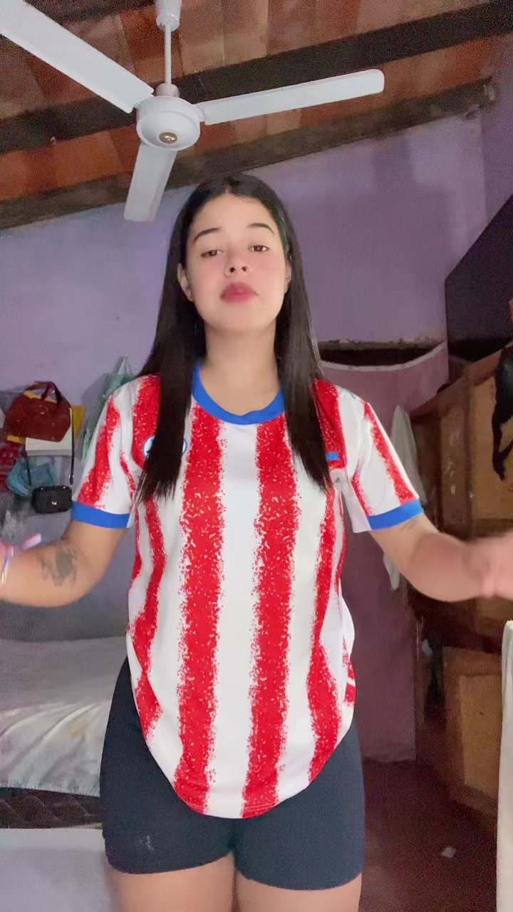 @Monsecita🦦