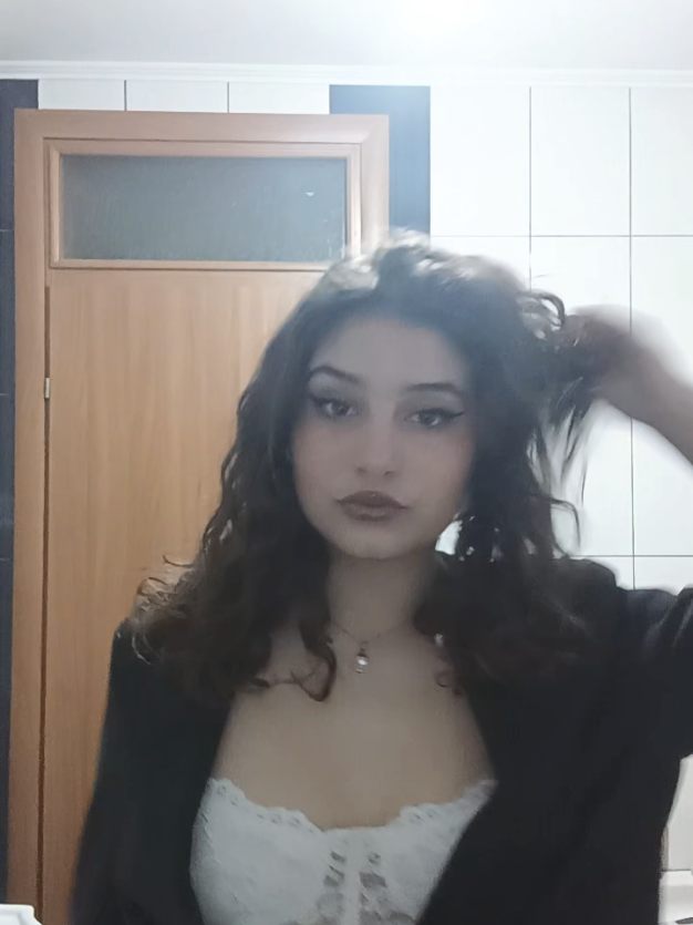 @T B