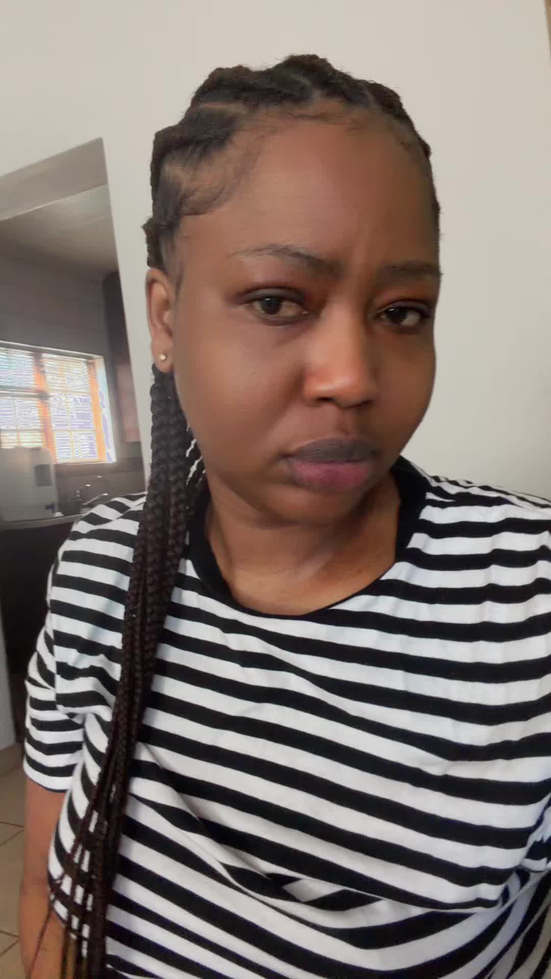 @kholomalele