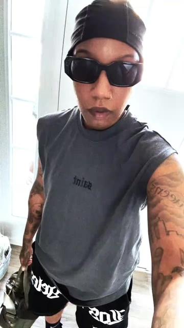 @J&Lambda;Y