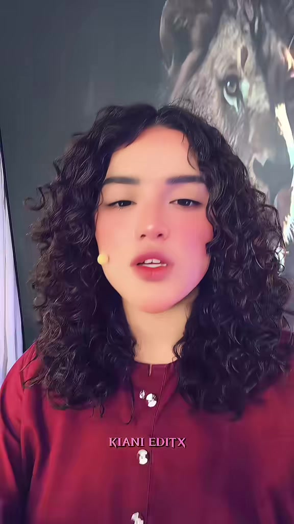 @𝙆𝙞𝙖𝙣𝙞 𝙀𝙙𝙞𝙩𝙭👑🥀