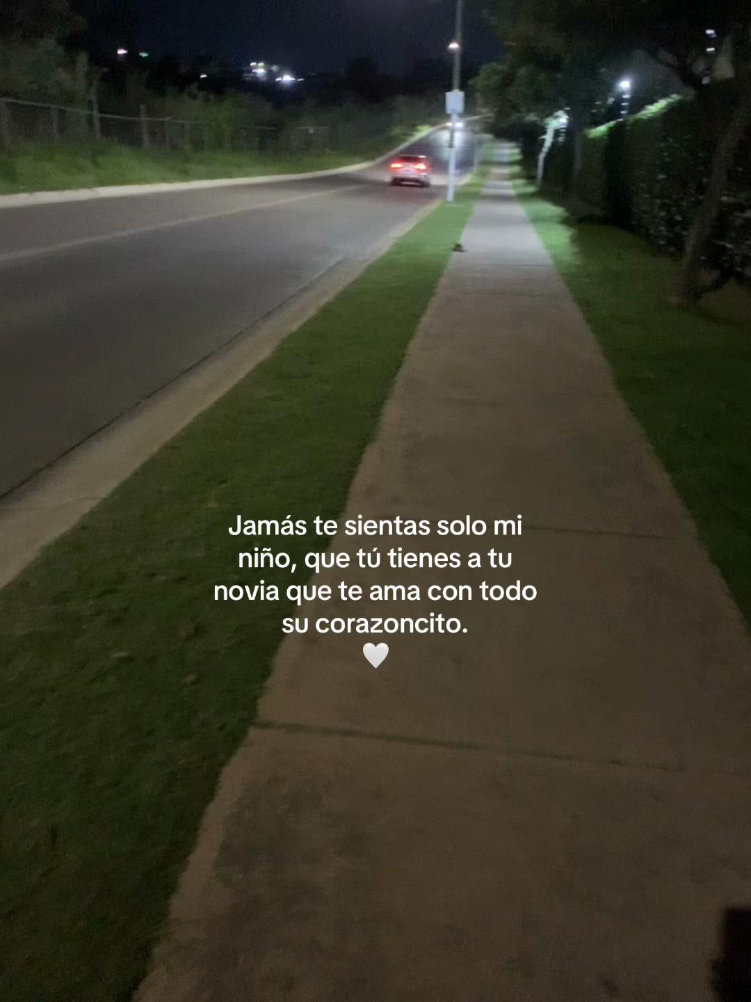 @👣.