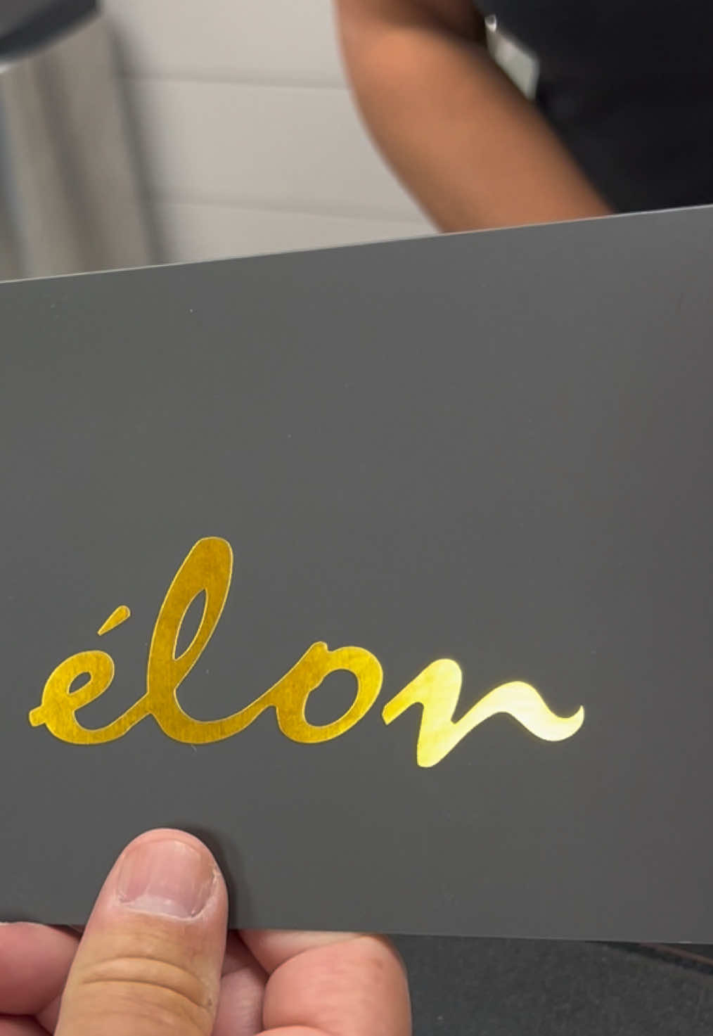 @&eacute;lon Salon