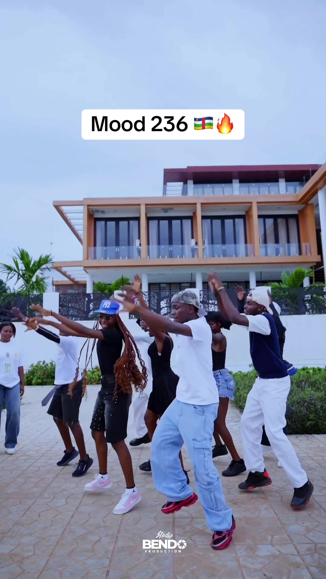 @BASTOS 🇨🇫