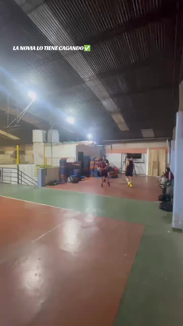 @AgusVly_