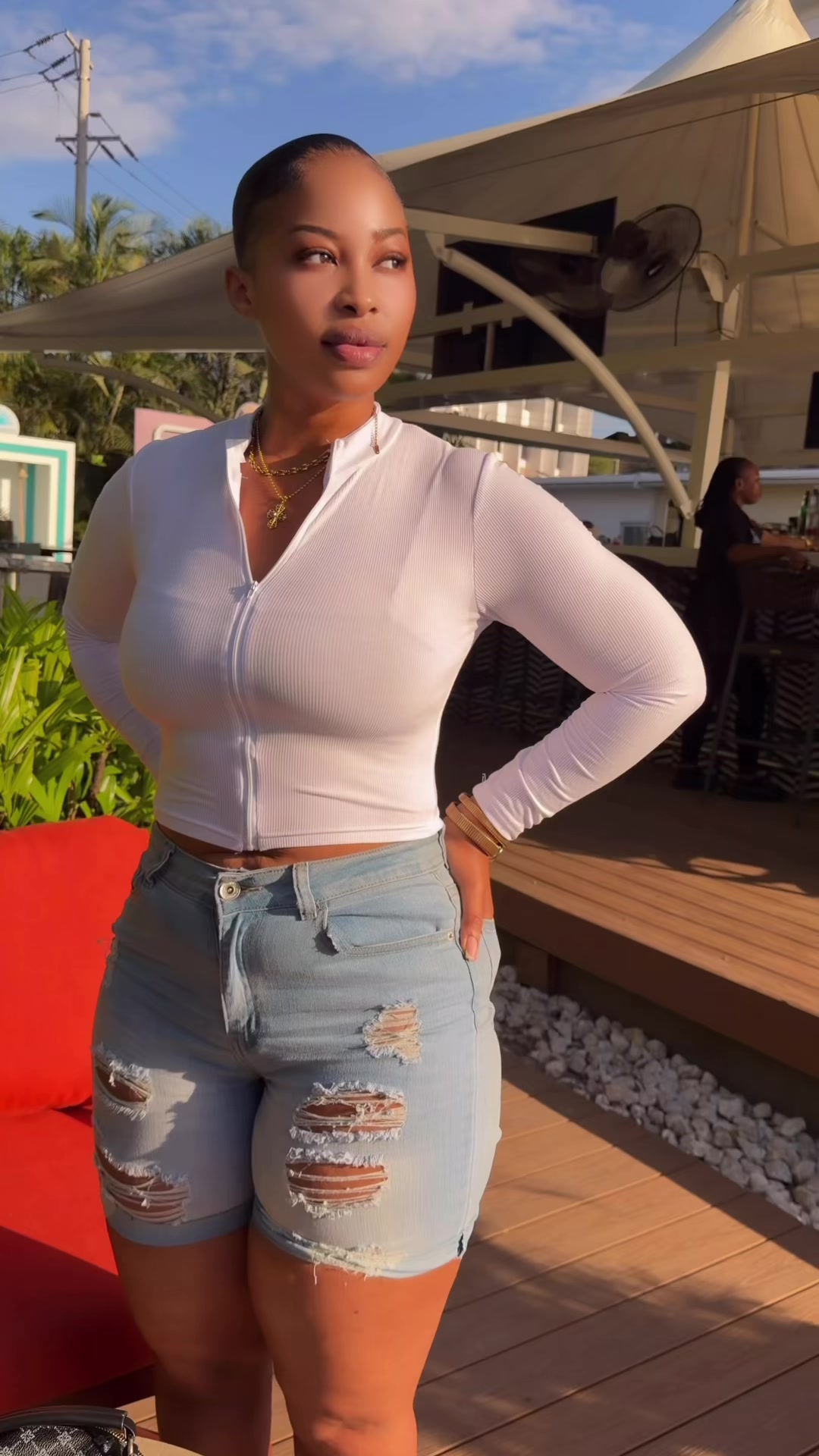@OFFICIALKIMNANA📸