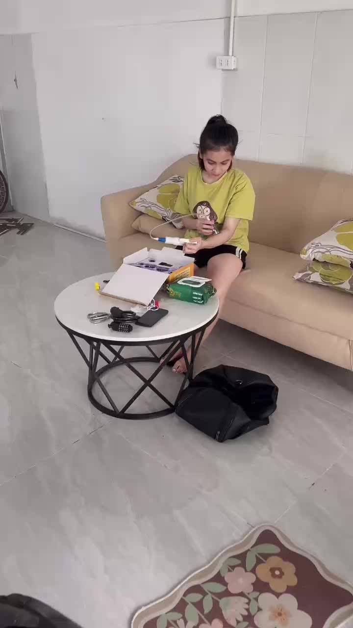 @Thuu Hằngg