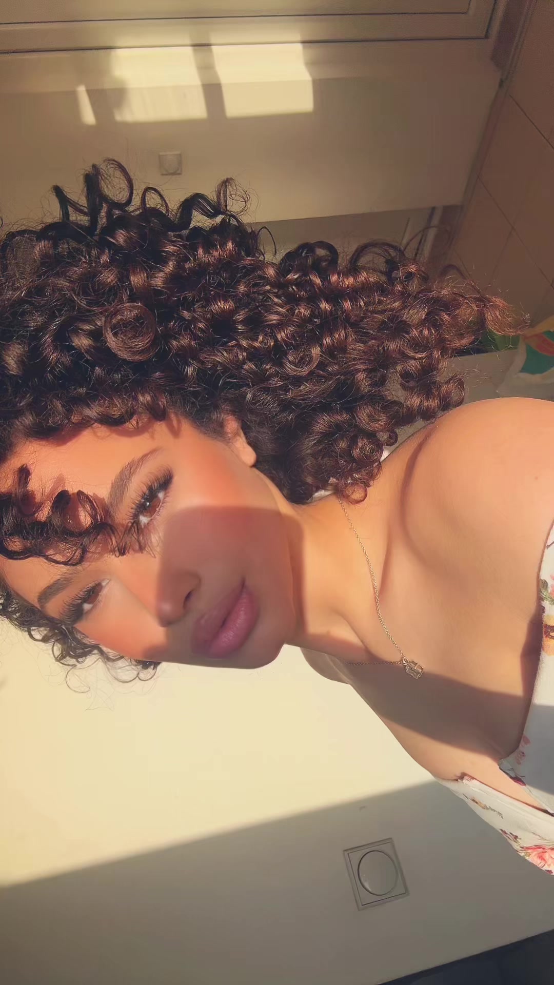 @𝒮