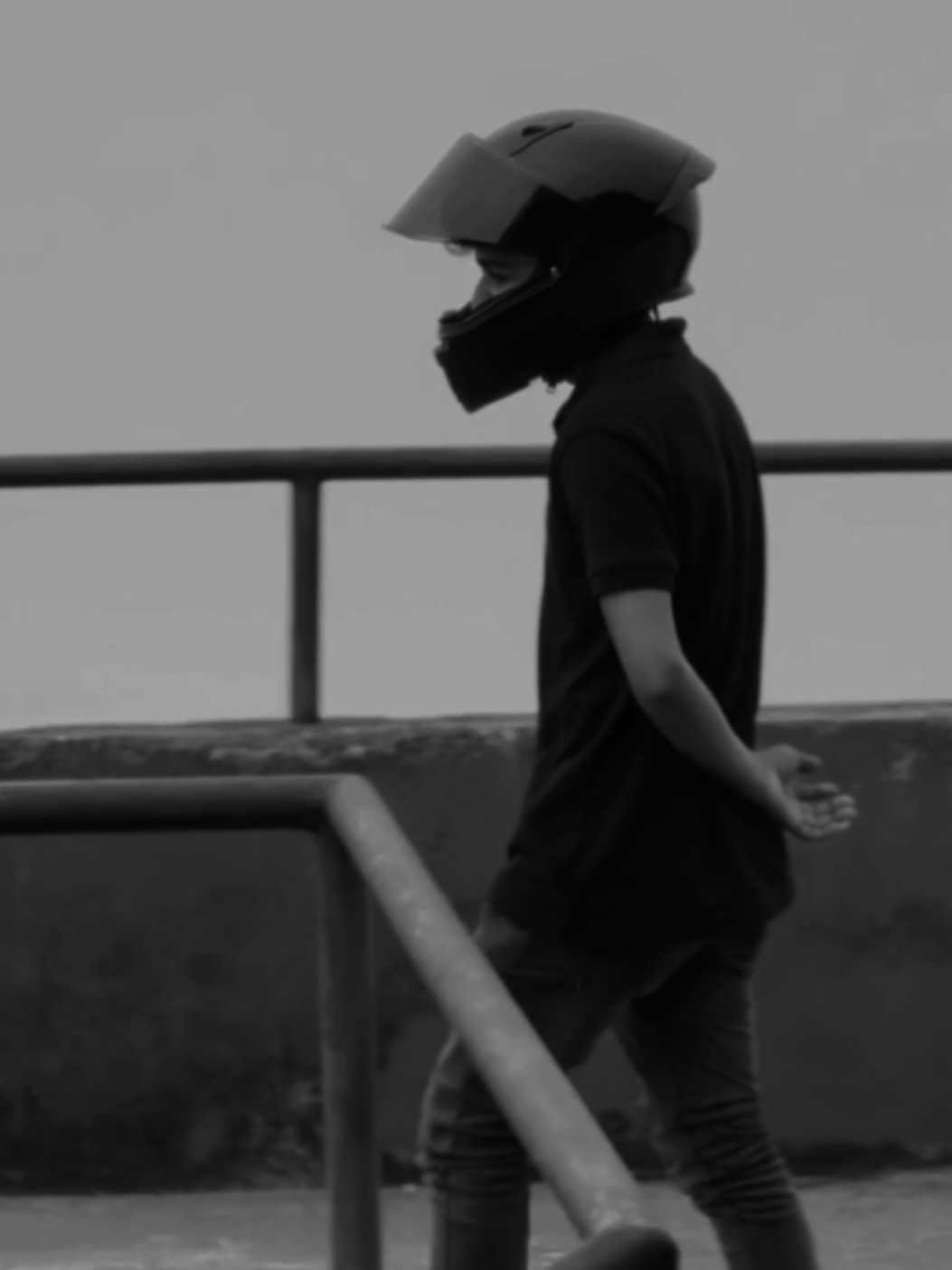 @RUSHIYA 🐝||🫀