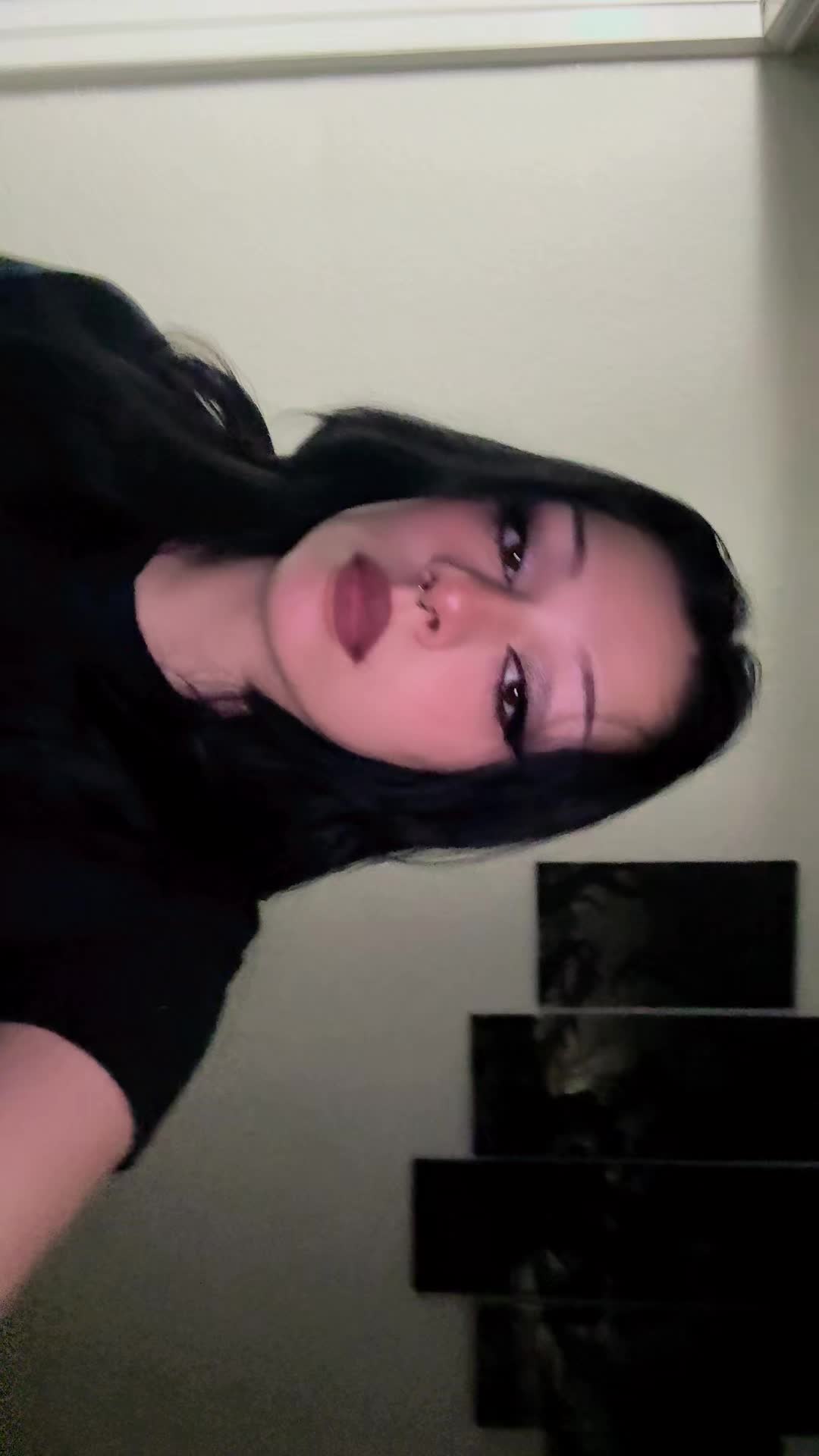 @𝔅𝔲𝔱𝔱𝔢𝔯𝔣𝔩𝔶🖤🩸