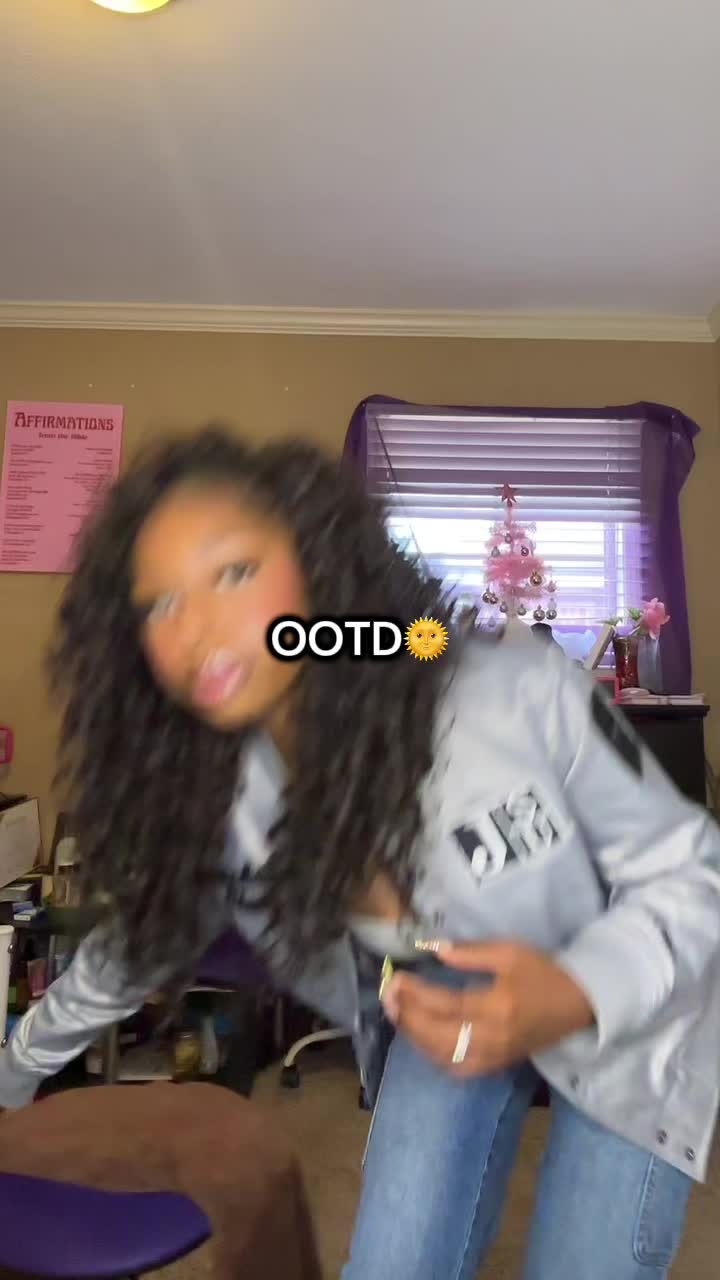 @Miss Chrisandra🎀🫧
