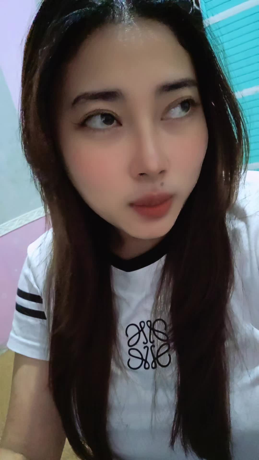@r3nnyNurAnnia