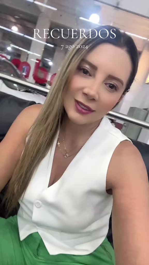 @Anna Karyna