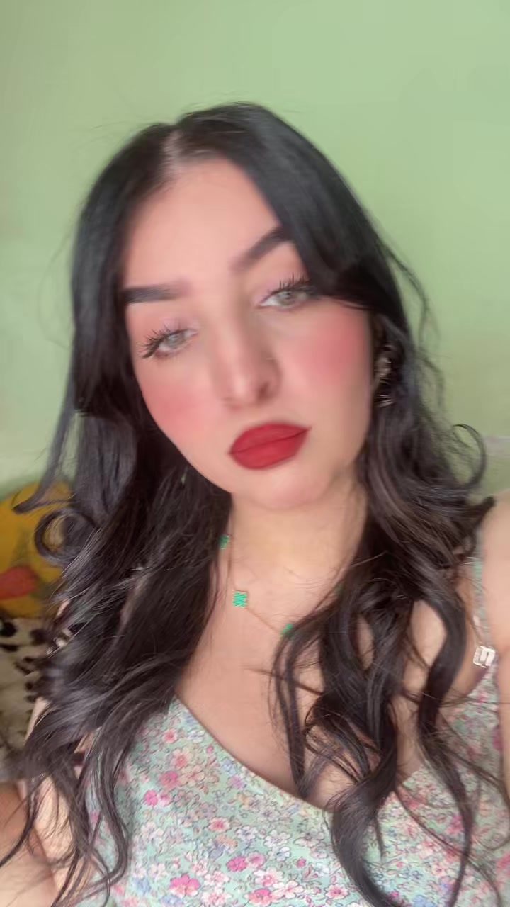 @oumniabetty1