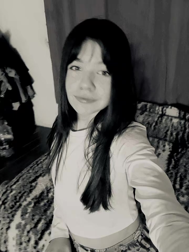 @𝒯𝓇𝒾𝓃𝒾:ℳℴℴ𝓃𝓁𝒾ℊ𝒽𝓉🦋