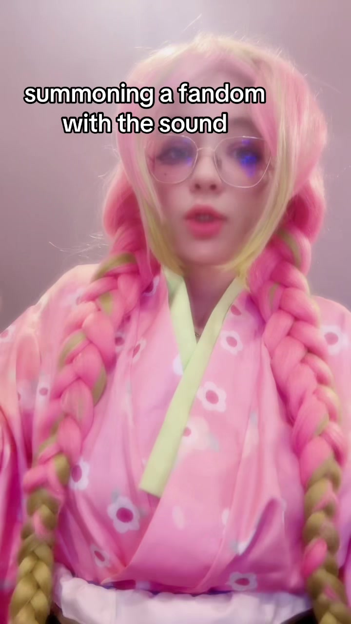 @Aiden_cosplays