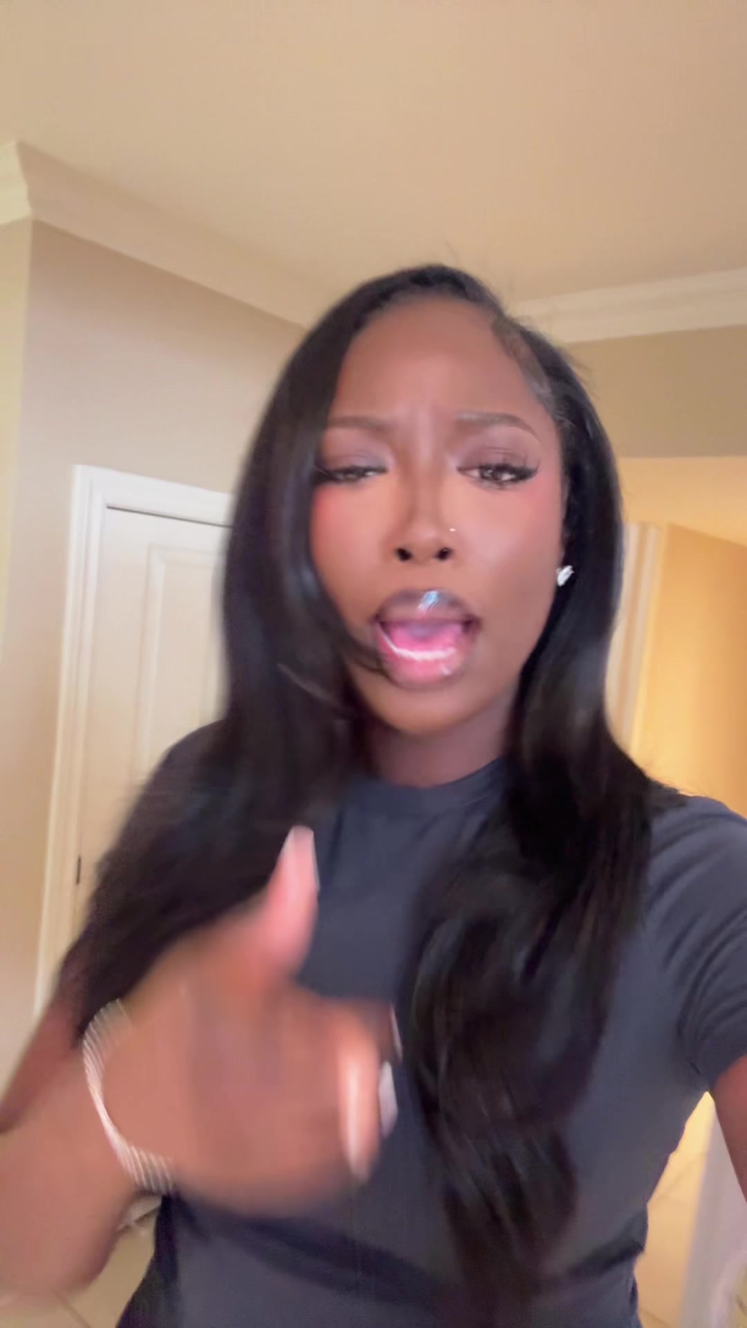 @AMINATA