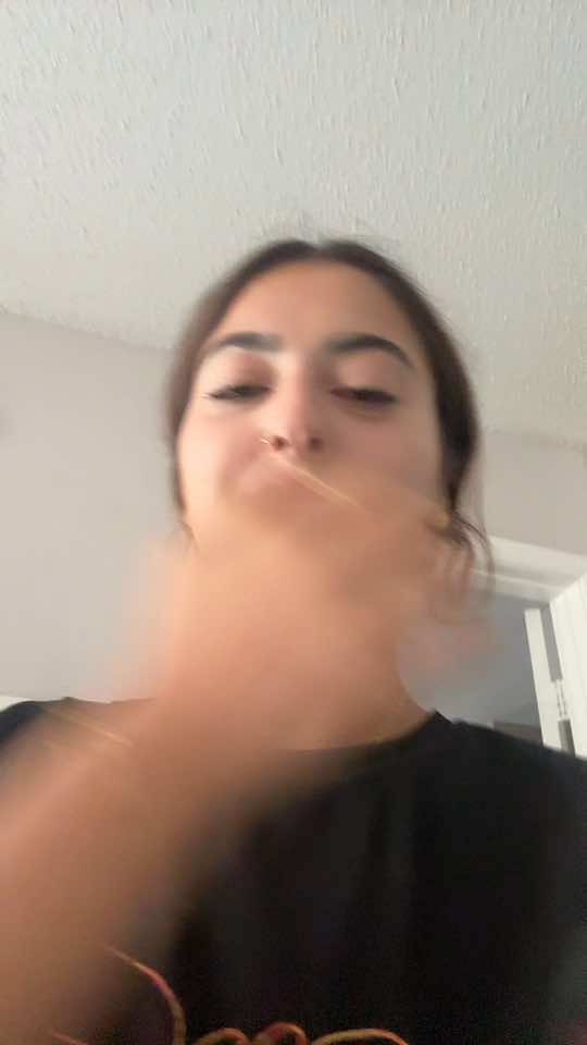 @Ria