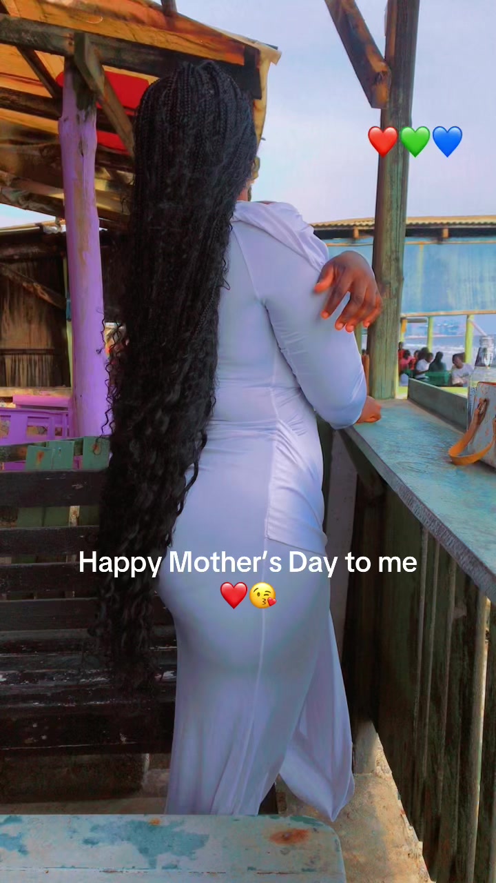 @Akua 😘💕💕💕