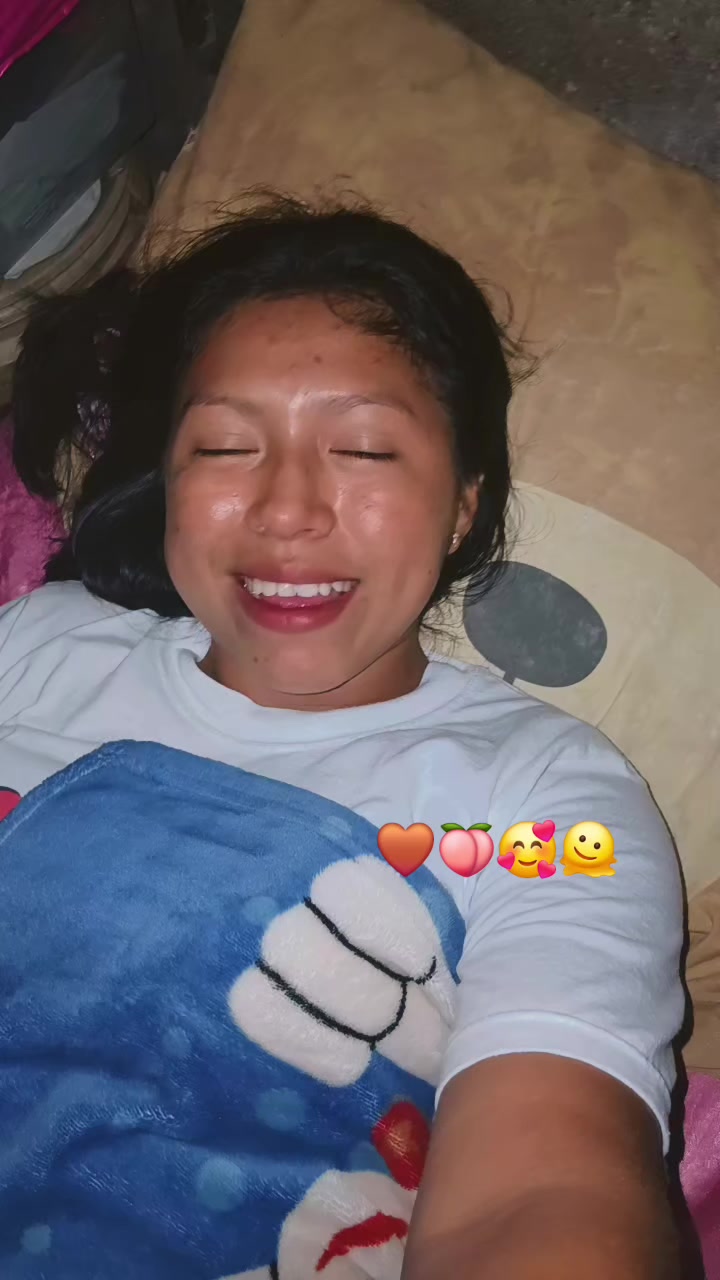 @N O R A 🫠 🍑