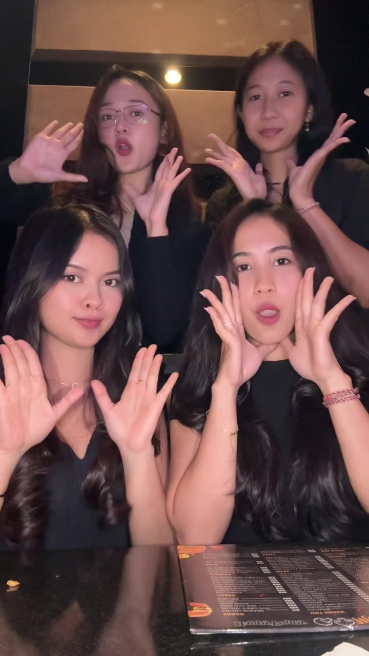 @Reinaa