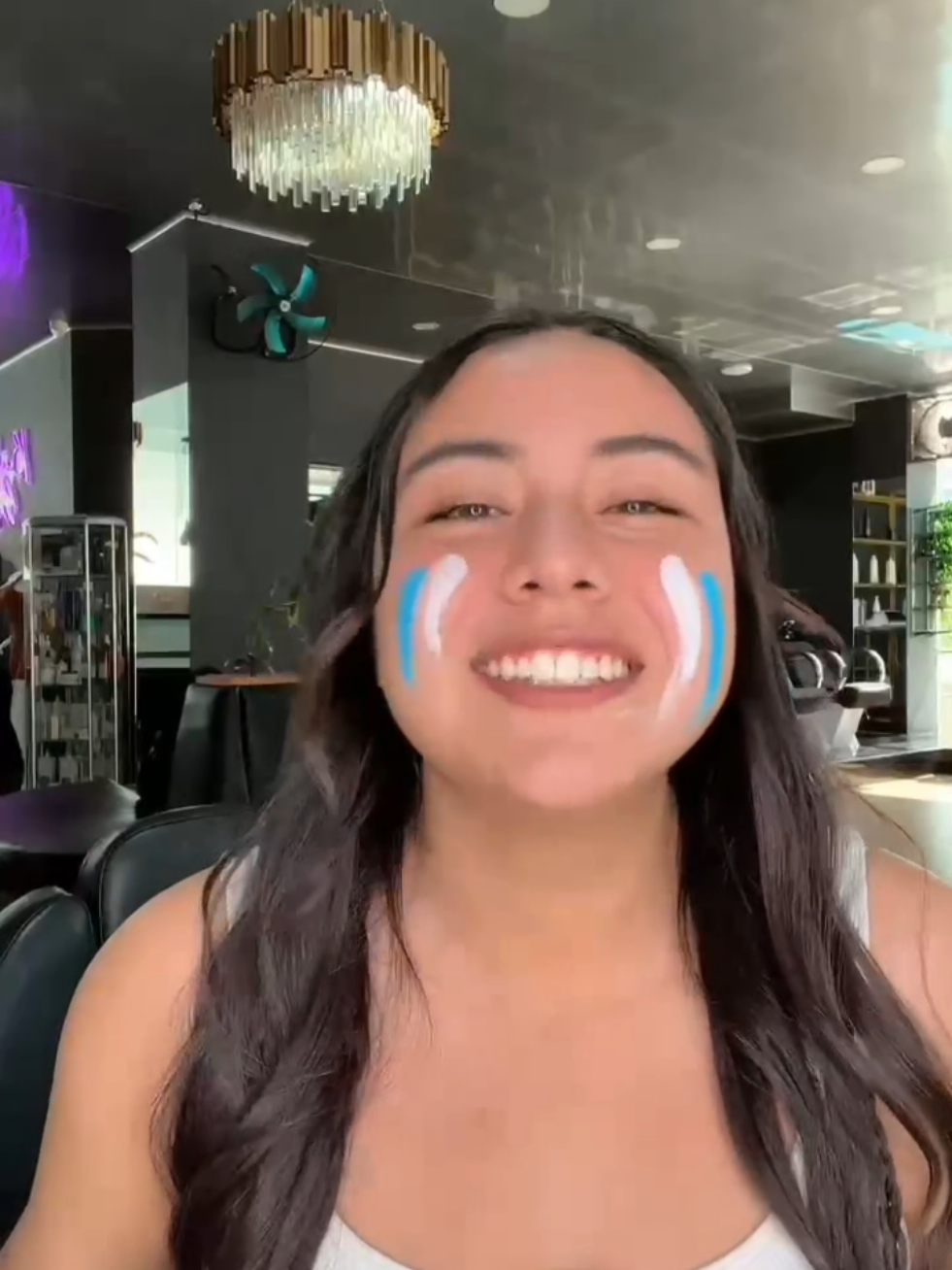 @melani_rivera