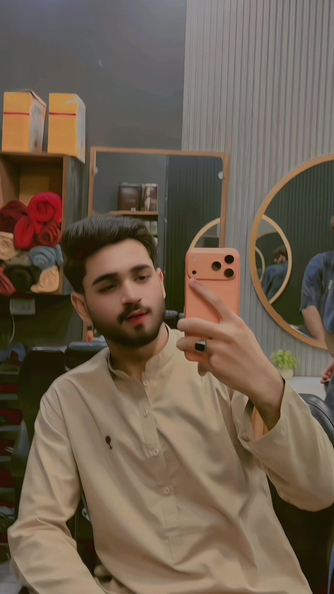 @⚜️جنيد_بھٽو⚜️